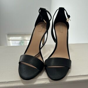 Aldo black strappy heel